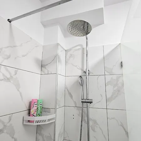 Appartamento Next To Coco's Tirana